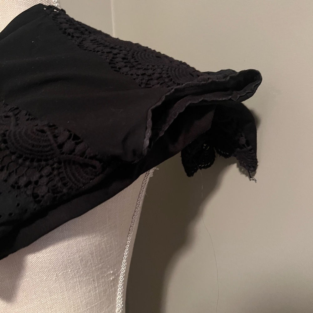 Dress - Picture 6 of 7